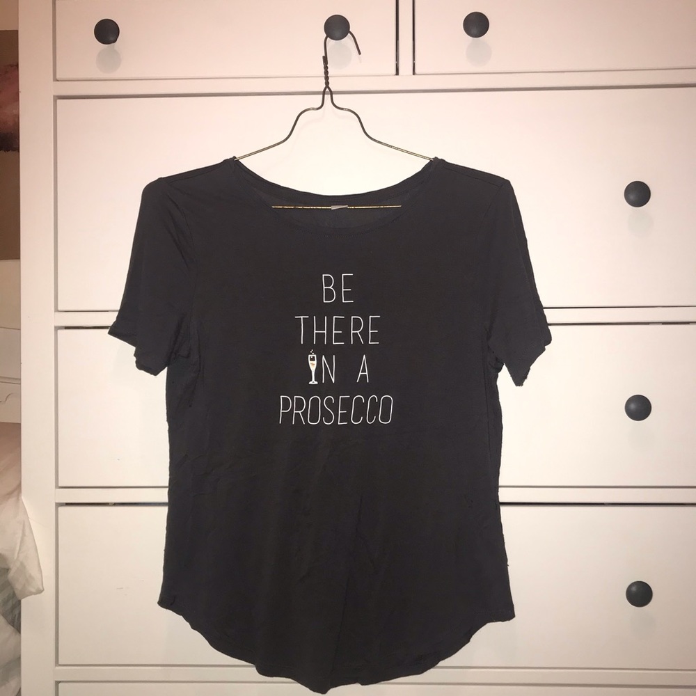 NWOT Old Navy Tee